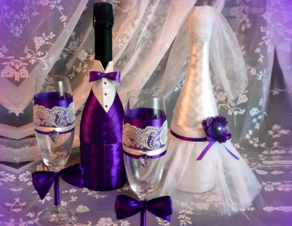 Декор бутылки и бокалов на свадьбу